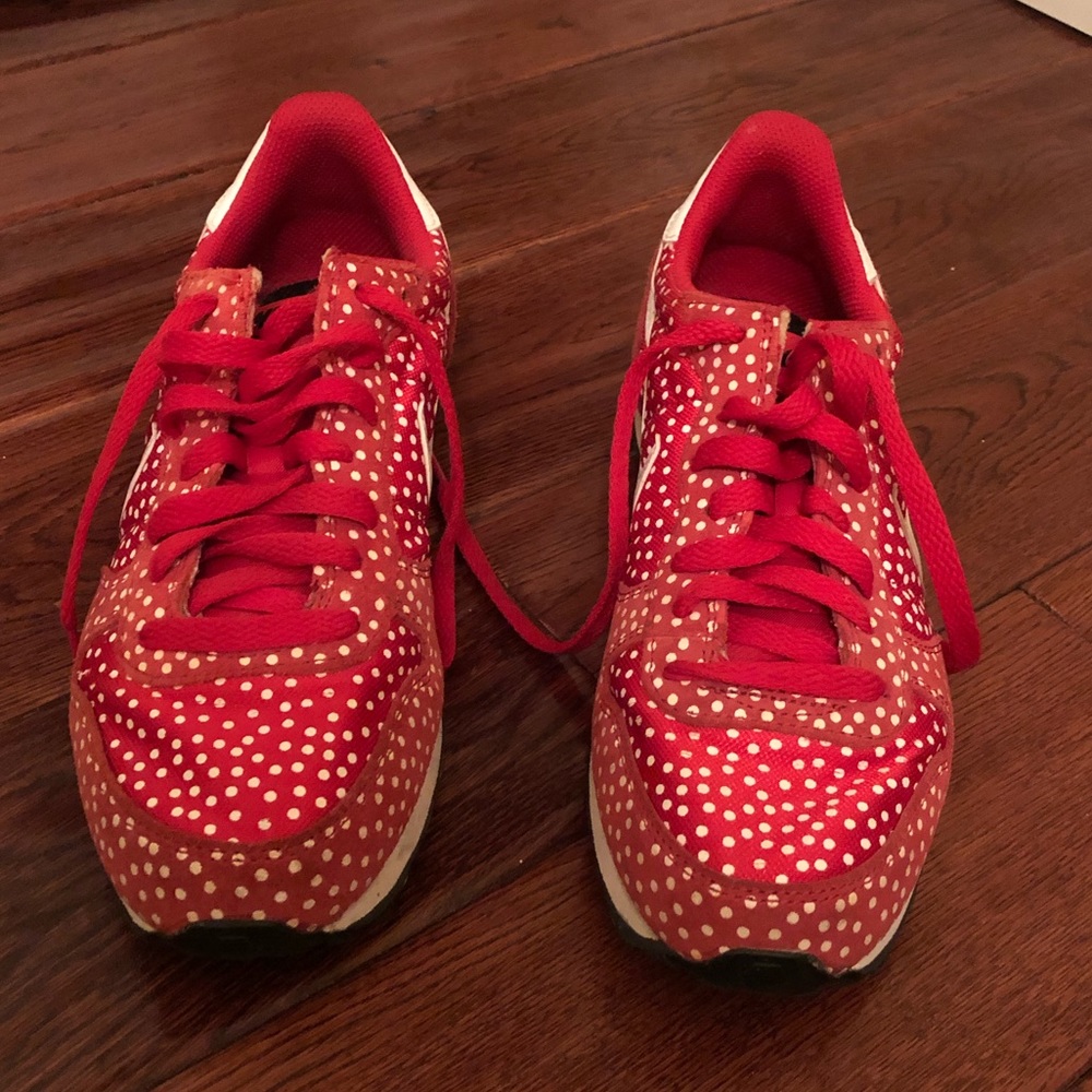 Nike 8.5